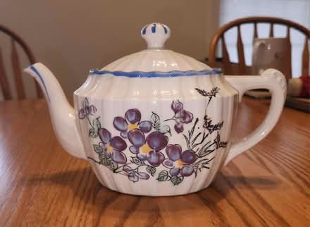 Photo of free Ceramic Tea Pot (Newark DE) #1