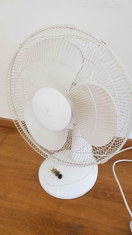 Photo of free Large fan (Kettleshulme SK23) #1