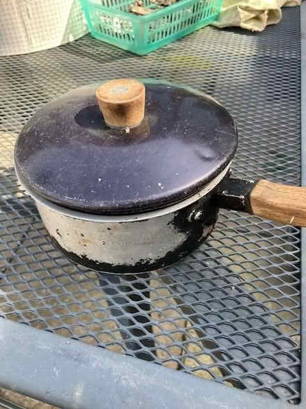 Photo of free saucepan (Eynsham OX29) #1
