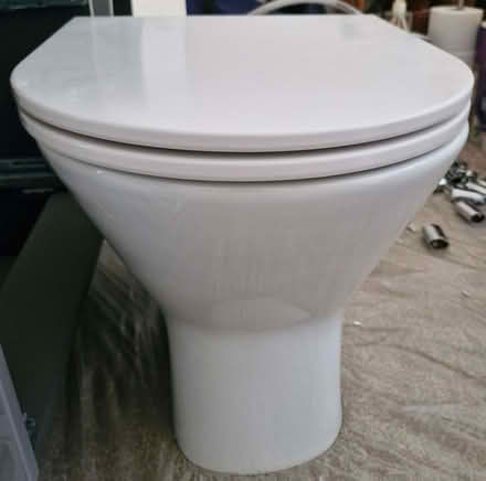 Photo of free 2-yr old wc pan in perfect condition (Thorntonhall G74) #2