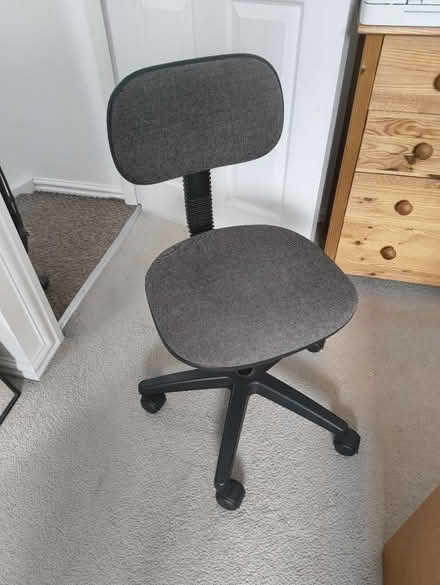 Photo of free Small office chair (Wavertree L15) #1