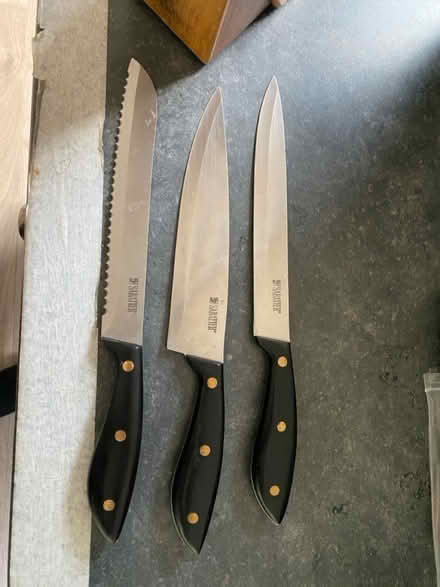 Photo of free Sabatier knives and block (Purley CR8) #3