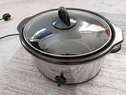 Photo of free Slow cooker Crockpot (Humphrey's End GL6) #1
