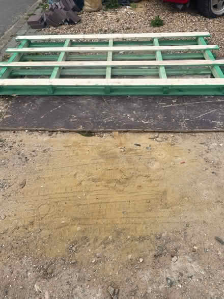 Photo of free 8x4 pallert (Potters bar EN6) #2