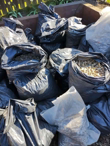 Photo of free 20mm gravel. Already bagged. (Pudsey LS28) #2