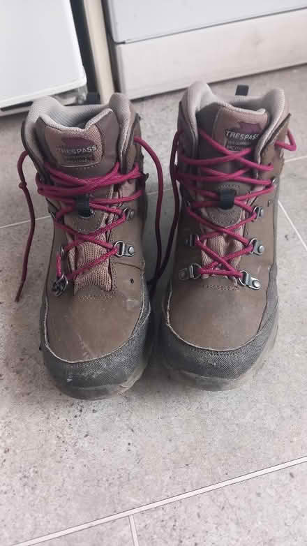 Photo of free Trespass Youth Walking boots size UK4 (Craigie PH2) #1