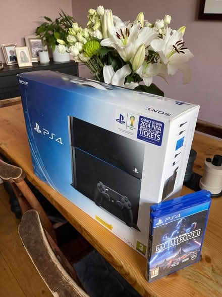 Photo of free PS4 + 2 controllers (Kings Norton B30) #1