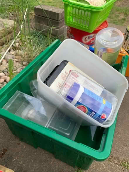 Photo of free Collection of tins and tubs (AL2 / SG6) #4