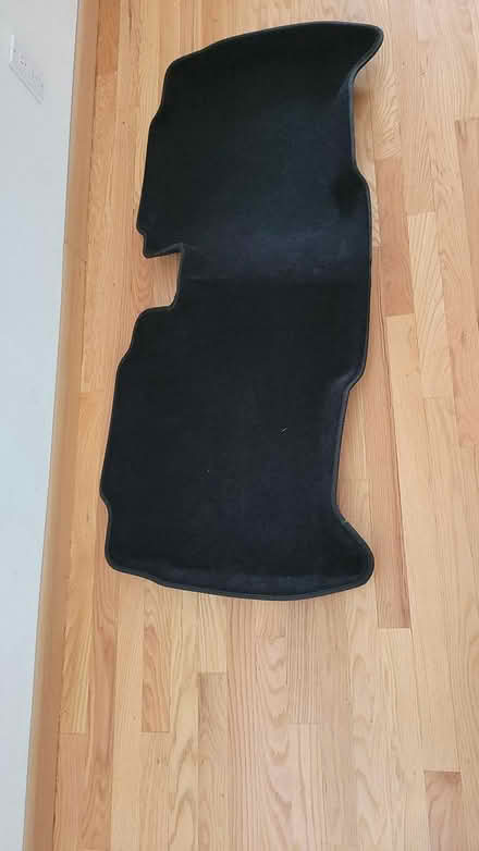 Photo of free Floor Mat Toyota Yaris 2007-2011 (Wedgwood) #1