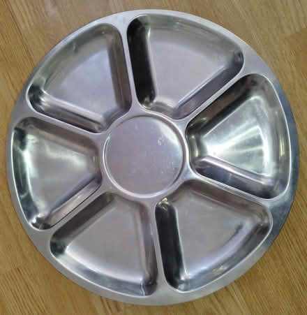 Photo of free Rotation Stainless Steel Dish (Charlton SE7) #1
