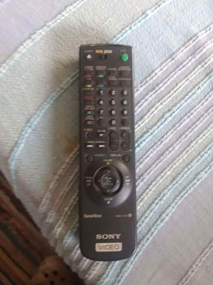 Photo of free sony remote control (Beenleigh TQ9) #1