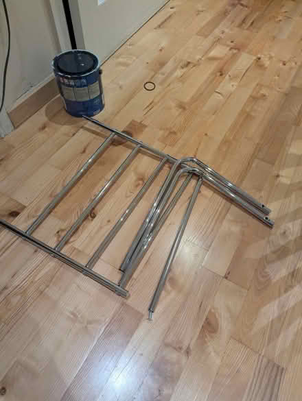 Photo of free Metal towel rail (Gracemount EH17) #1