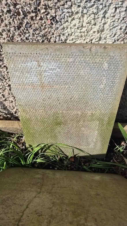 Photo of free Concrete slab 60x44x5cm (Norcot RG30) #1