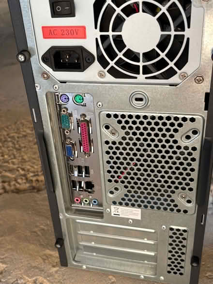 Photo of free AMD E2 Desktop Computer (Blofield Heath NR13) #2