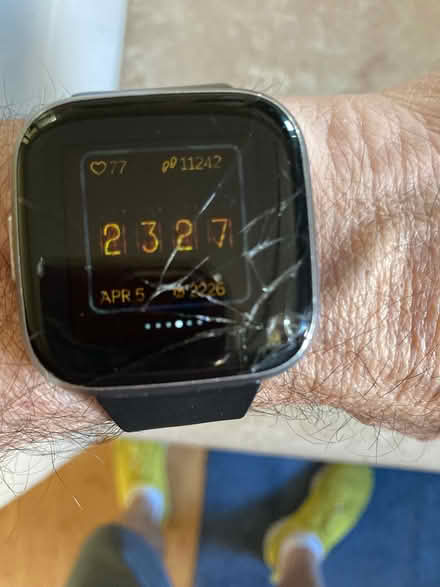 Photo of Fitbit Versa (Loyola Corners) #1