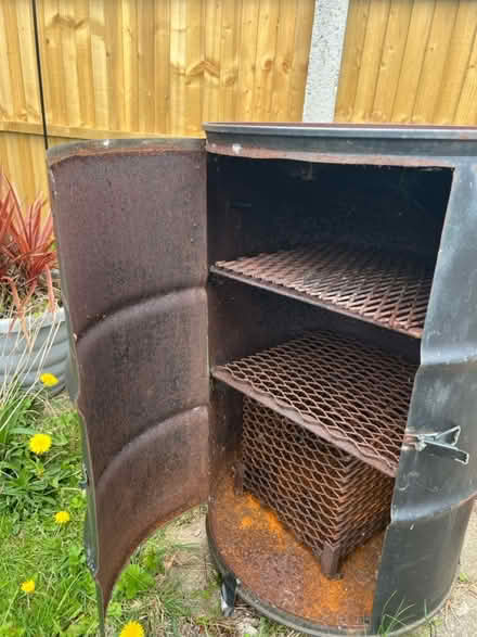 Photo of free Barrel Smoker (Leeds LS6) #3