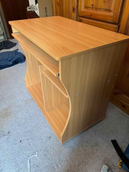 Photo of free Wooden desk (Par) #1