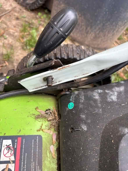 Photo of free Electric lawn mower (Ft. Hunt area) #3
