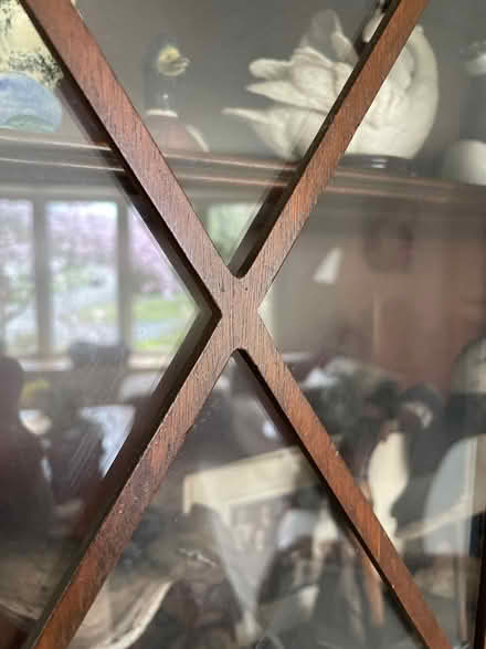 Photo of free Mahogany Table, hutch, 5 chairs (West Hartford) #3