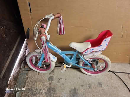 Photo of free Girls bike 2 years to 5 (Horsham) #1