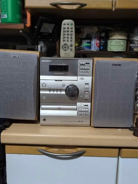Photo of free CD/Tape/FM stereo (Tickhill DN11) #1