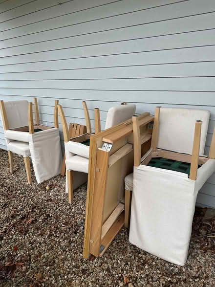 Photo of free ExtendableTable & 6 Chairs (Dublin South) #1