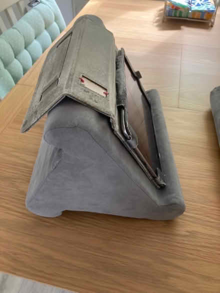 Photo of free iPad support (Deer Park OX28) #3