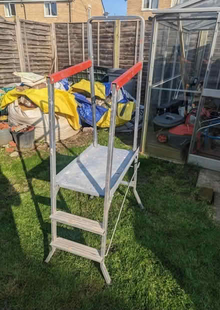 Photo of free Work platform (OX11) #1