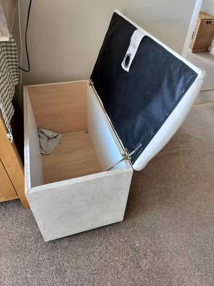 Photo of free Ottoman (BS22 (Milton)) #2