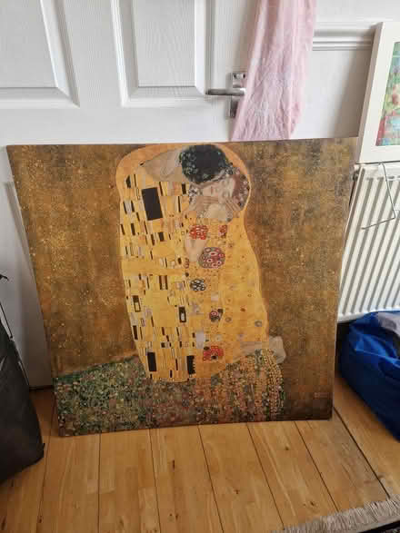 Photo of free Gustav Klimt picture: The Kiss (Frome, Somerset) #1