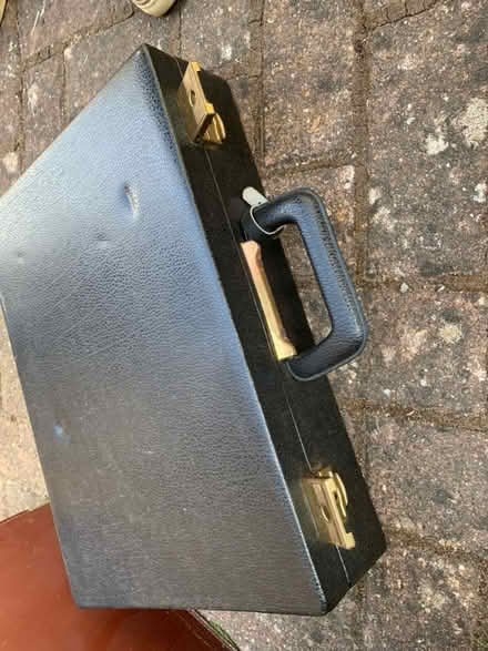 Photo of free 3 briefcases (AL2 / SG6) #3