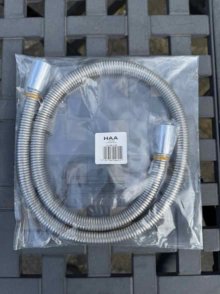 Photo of free Brand new - SHORT (1 Metre) Bath to Shower Attachment Hose (Spring Park CR0) #1