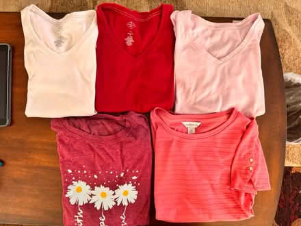 Photo of free Women’s XL T-shirts (Crofton) #1