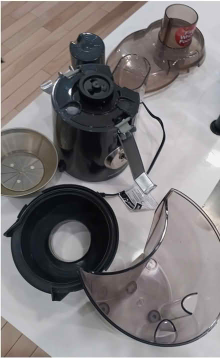 Photo of free Hamilton Beach Juice Extractor (Bed-stuy) #4