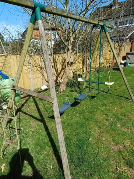 Photo of free Garden swing (TN24) #3