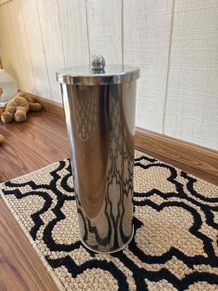 Photo of free Shiny bath tissue holder (Chelmsford) #1