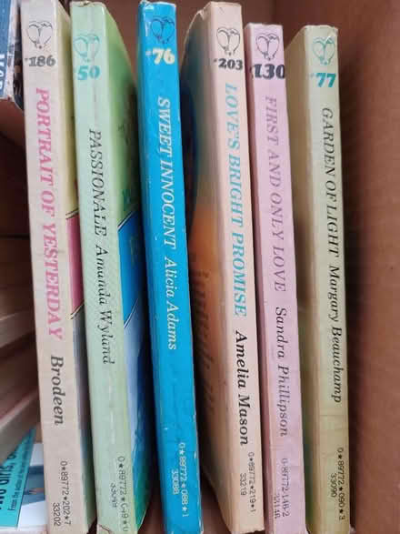 Photo of free Selection of romance novels (CB4) #4