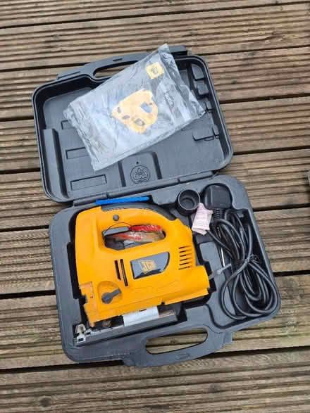 Photo of free JCB jigsaw (Harley Shute TN38) #1