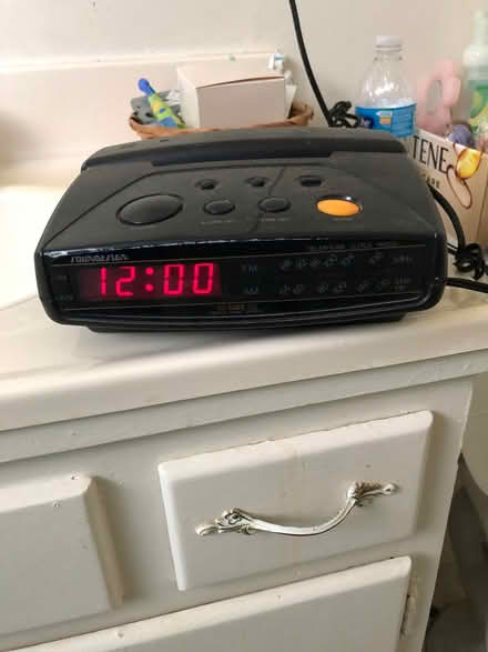 Photo of free Phone clock radio for parts (West San Jose near Cupertino) #1