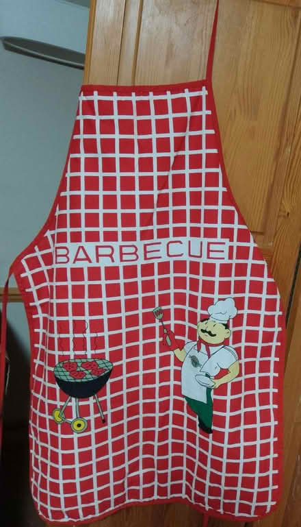 Photo of free Barbecue apron (Hemel) (HP1 2BP) #1