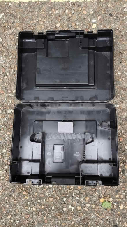 Photo of free Makita box (SE1) #4