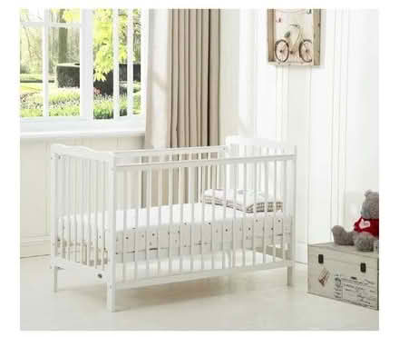 Photo of Crib (Stroud Green N4) #2