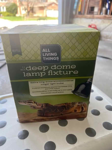 Photo of free UVA UVB light (North Brampton) #1