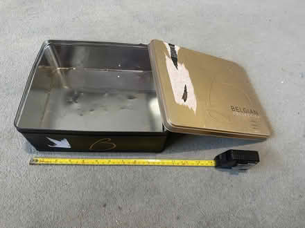 Photo of free 25cm square biscuit tin - empty (Cowley OX4) #1