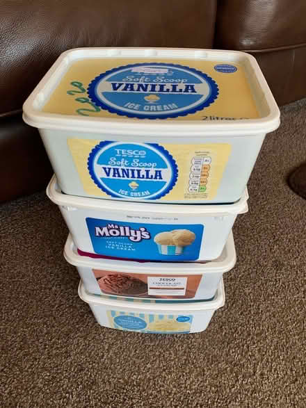 Photo of 2litre ice cream boxes or large plastic chocolate boxes (Norton Lees S8) #1