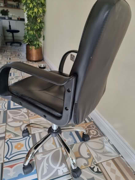 Photo of free Office Chair (Great Strickland CA10) #2
