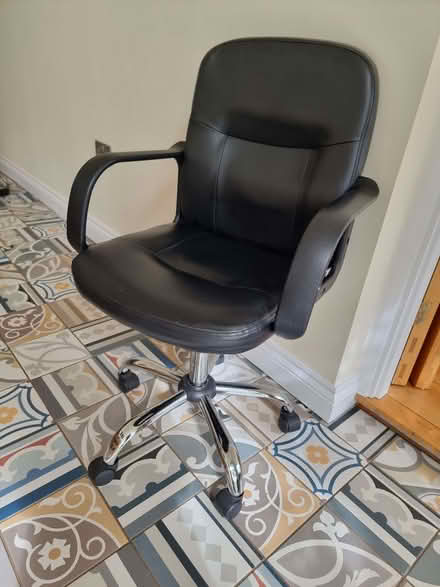 Photo of free Office Chair (Great Strickland CA10) #1