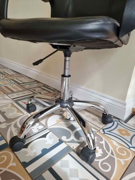 Photo of free Office Chair (Great Strickland CA10) #3