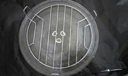 Photo of free microwave plate (Hooley CR5) #1