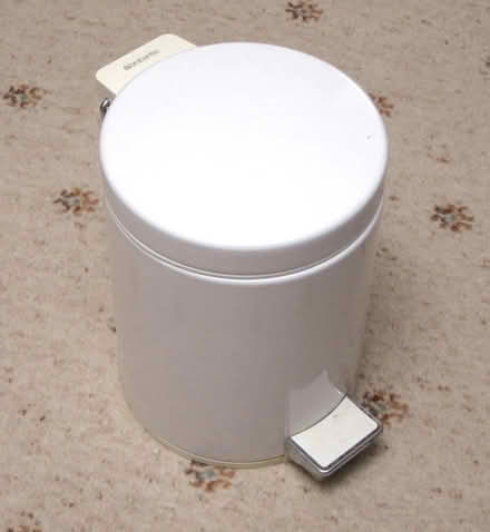 Photo of free Small pedal bin (Belper DE56) #1